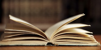 Scriitori români montrealezi | Felicia Mihali și Miruna Tarcău – Regrads et jeux dans l’espace francophone