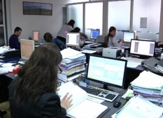 Bugetarii din România plătiți, procentual, aproape ca cei din țările nordice