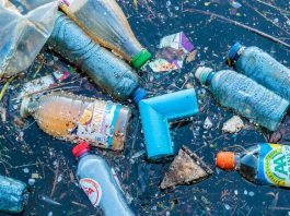 Analiză | Oceanul se îneacă în plastic