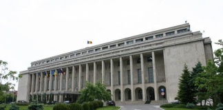 Presa românească din Montreal, împotriva unui centru comunitar subordonat politicului