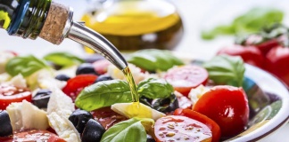 Dieta mediteraneană, asociată longevității și sănătății cardiovasculare