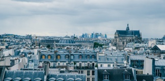 Praful cosmic de pe acoperișuri: Proiectul Stardust