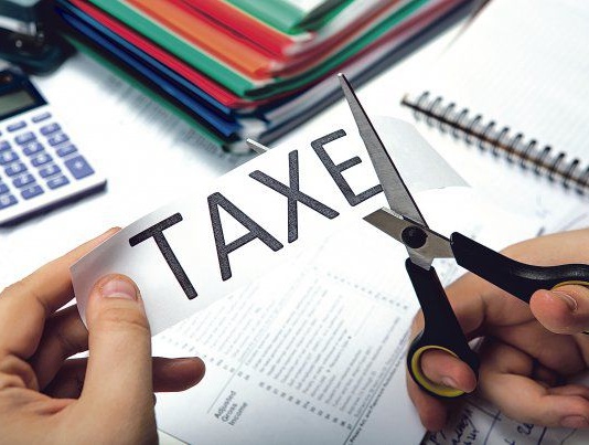 Precizări privind eliminarea taxelor consulare pentru cetățenii români din străinătate