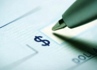 Analiză | Sistemul politic și finanțarea partidelor în Quebec