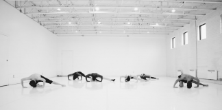 Alexanda Băndean și trupa de dans Tribu Kumbé în spectacol la Complexe Desjardins