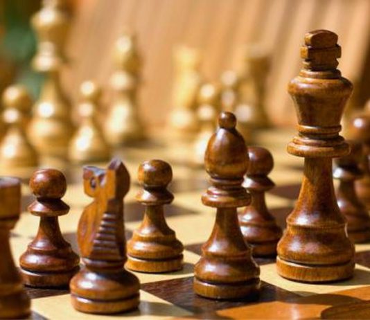 Cele mai bune deschideri în șah pentru începători: Deschiderea Spaniolă