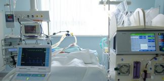 COVID-19: Canada accelerează producția internă de echipamente medicale și de protecție