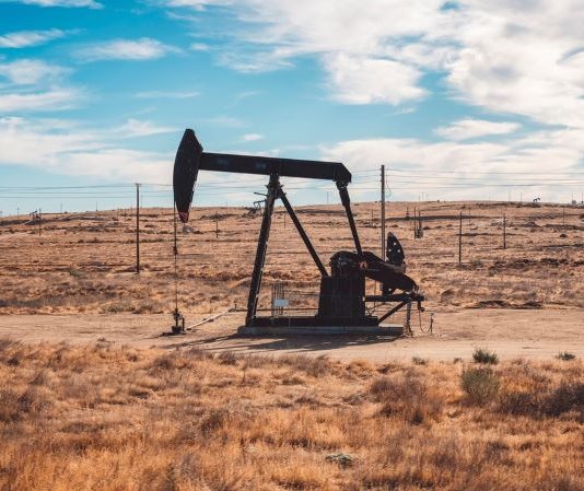 Sprijin federal pentru sectorul energetic canadian și pentru protecția mediului înconjurător