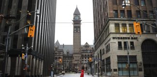 Ontario: Un plan în trei etape pentru redeschiderea economiei