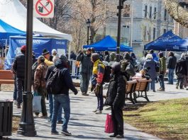 INSPQ: Relaxarea măsurilor restrictive la Montreal ar putea duce la o creștere bruscă a deceselor