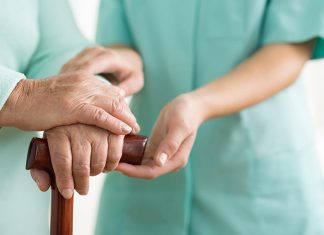 Quebec: 11,600 de lucrători din sistemul de sănătate sunt absenți. Redeschiderea magazinelor, școlilor și grădinițelor, amânată cu încă o săptămână la Montreal