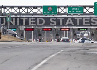 Frontiera cu SUA rămâne închisă până pe 21 iunie