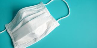 Masca va fi obligatorie la Montreal în spațiile publice închise