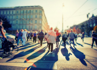 Analiză | Declinul populației României și consecințele sale sumbre