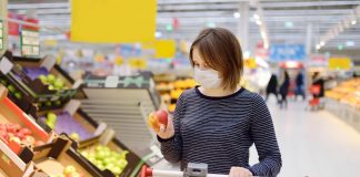 Quebec: Amenzi pentru cei care nu vor purta mască în spațiile publice închise