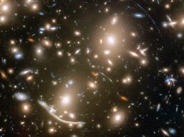 Universul: mai tânăr decât se credea?