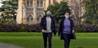 Activități exterioare: Guvernul revine asupra măsurii privind obligativitatea purtării unei măști