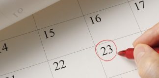 Absența mai îndelungată din Canada, statutul de rezident permanent și asigurările medicale