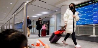O dovadă de vaccinare pan-canadiană este pusă la dispoziția celor care călătoresc în afara țării