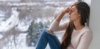 Cum se manifestă și cum tratăm depresia sezonieră?