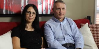 Doi români, frate și soră, adoptați și separați de zeci de ani, s-au regăsit în Canada grație unor teste ADN