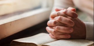 Este adevărat că a crede în Dumnezeu te face să trăiești mai mult?