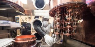 În căutarea naturii neutrinilor: Noi rezultate ale experimentului MAJORANA