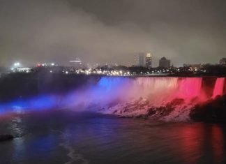 De 1 Decembrie, Cascada Niagara va fi luminată în culorile drapelului românesc