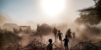 Climat: 43 de milioane de copii deplasați în șase ani