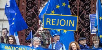 Câți dintre britanici mai cred că Brexit a fost o idee bună?