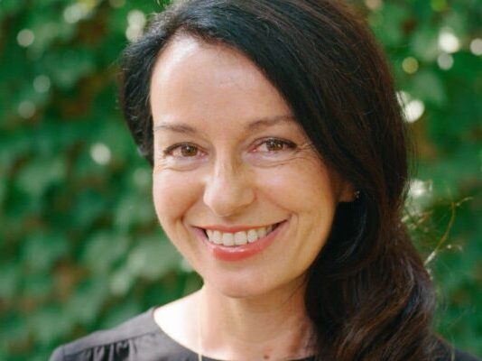 Scriitoarea Laura Nicolae a câștigat premiul Robert-Cliche 2024
