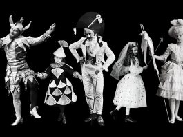O nouă expoziție la Muzeul McCord-Stewart: Bals costumés – Habiller l’Histoire, 1870-1927