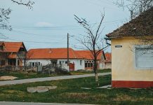 1 din 10 români trăiește în locuințe extrem de precare. Peste 13% nu au baie în casă