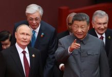 Cum modelează statele autoritare o realitate denaturată în fluxurile noastre de știri