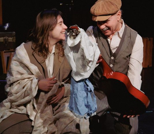 Invitație la teatru: „Novecento, pianiste”. Adaptare de Cristina Ioviță după textul lui Alessandro Baricco