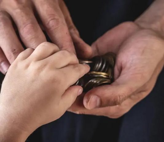 Cum stă România la reducerea sărăciei prin transferuri sociale