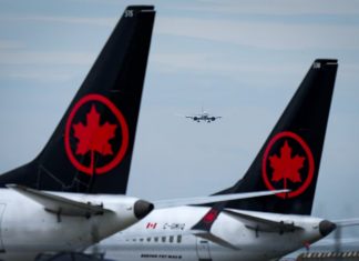 Mai evită canadienii călătoriile în SUA? Ce arată noile date de la StatCan