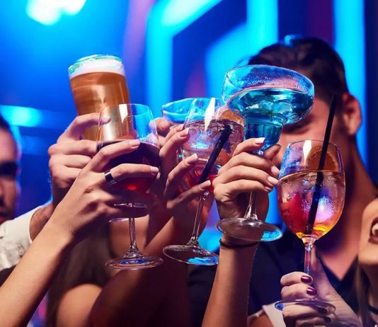 Mitul despre alcoolul care ar fi benefic sănătății a fost demontat
