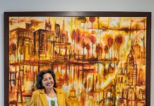 „Atunci când pictez mă simt eu însămi”: Mona M. Ciciovan despre revenirea la pictură, premoniția din „Memoria apei” și donația sa pentru CHUM